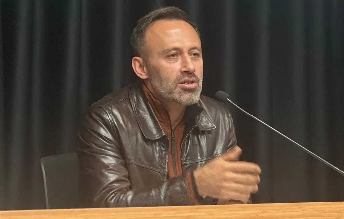 aydos dergisi uzerine soylesi FYjaK4GT.jpg