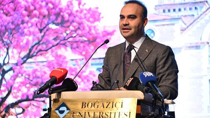 bakan kacir 16 milyar dolarlik ar ge faaliyeti gerceklesiyor cmFDNJrK.jpg