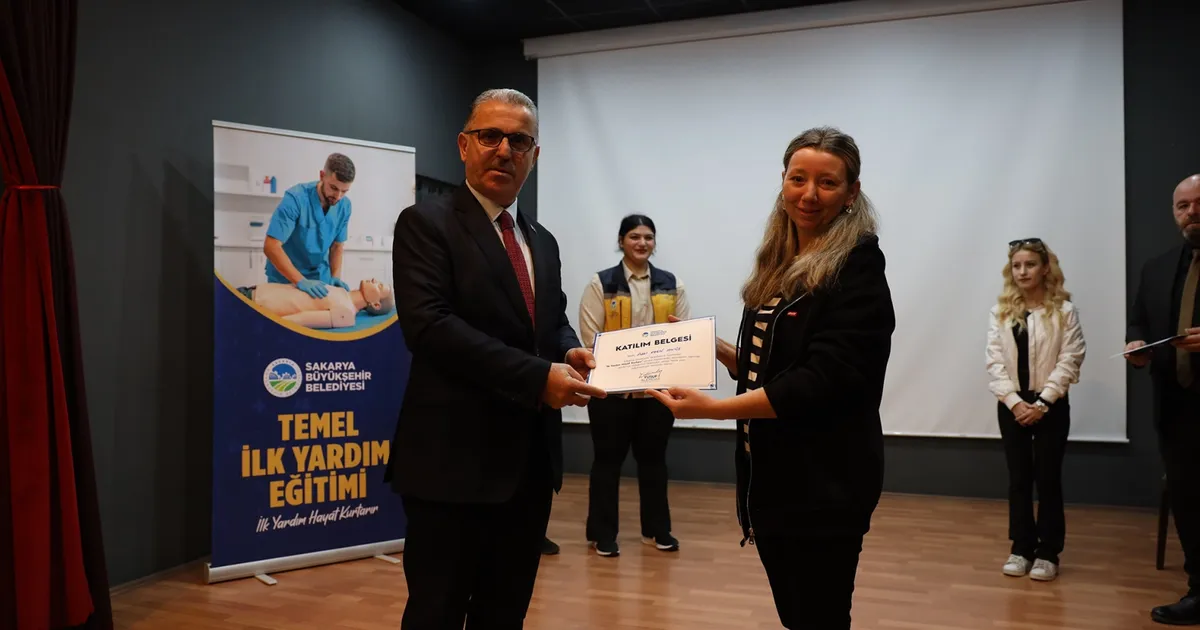 sakarya temel ilk yardim egitimleriyle bilinclendiriyor IwjUcjDd.webp