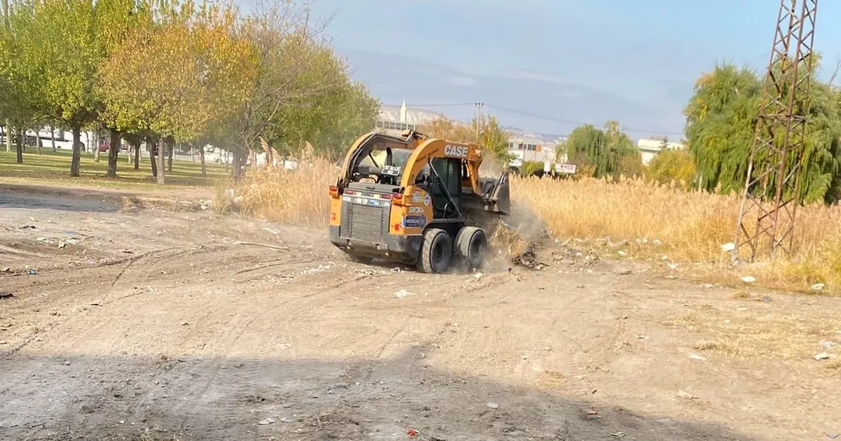 kayseri melikgazide sonbahar temizligi vPbO6LZ1.webp